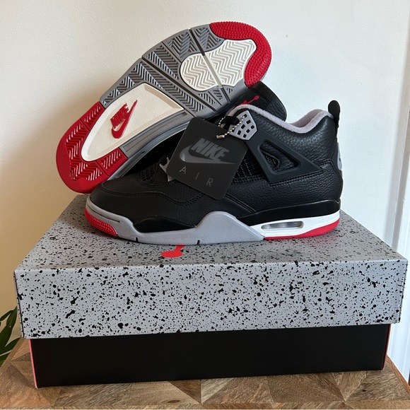 Nike Air Jordan 4 IV Retro Bred Reimagined Sz 8.5 Black Cement FV5029-006 NEW - Picture 9 of 9
